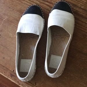 Tory Burch white/black leather espadrilles. -